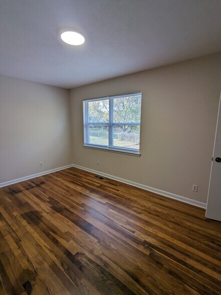 More Photos Of 1507 Tucker St, Greensboro Apartments For Sale