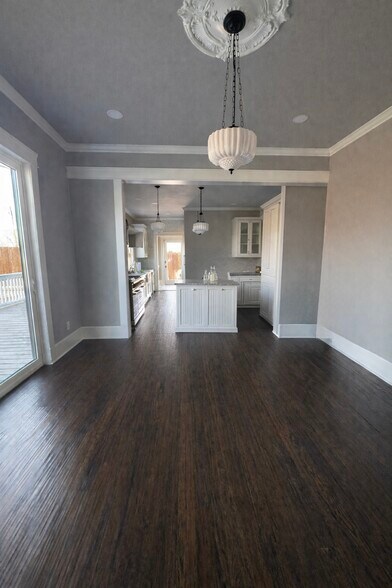 More Photos Of 2508 First St, Caddo Mills Office For Lease