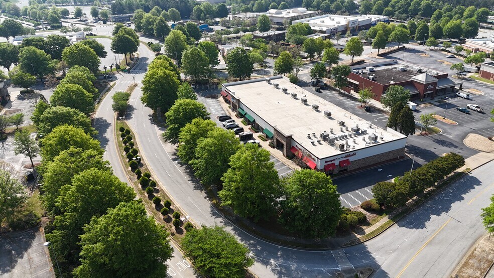 More Photos Of 7105 Stonecrest Pky, Lithonia Unknown For Lease