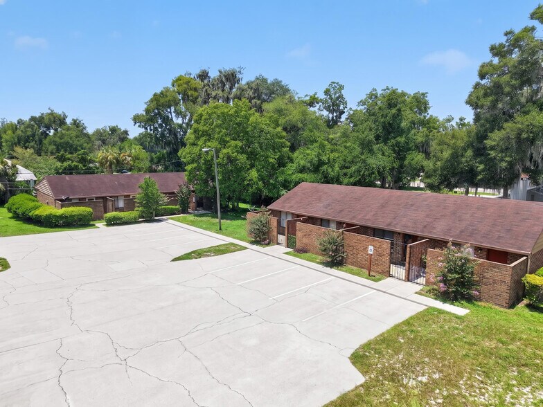 More Photos Of 18580 NW 234th St, High Springs Apartments For Sale