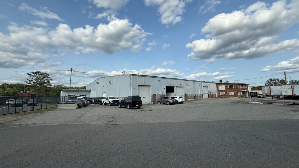 More Photos Of 232 Ash St, Reading Warehouse For Sale