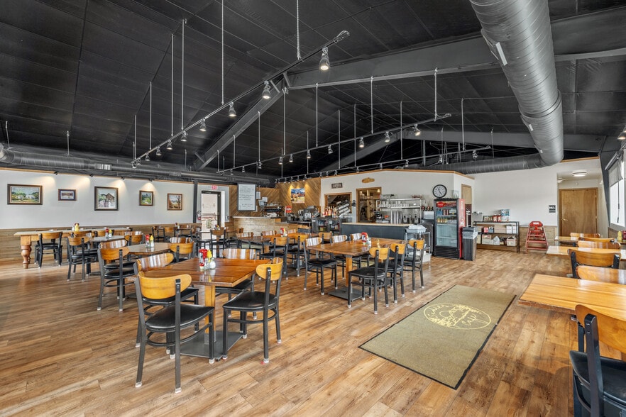 More Photos Of 515 W 5th St, Pine Bluffs Restaurant For Sale