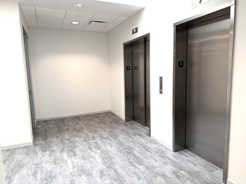 More Photos Of 20327 W Interstate 10, San Antonio Office For Lease