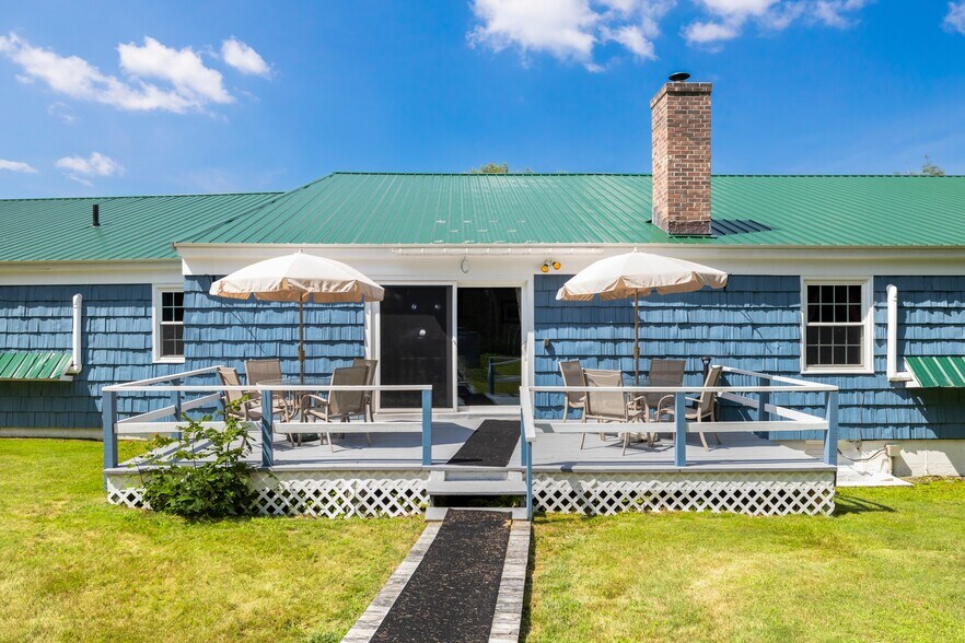 More Photos Of 344 Vt Route 100, West Dover Hotel For Sale