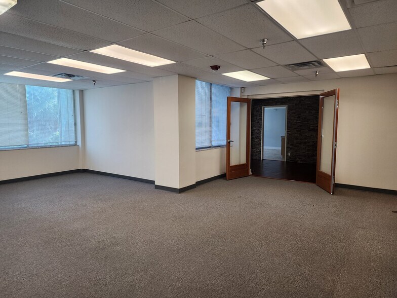 More Photos Of 33 6th St S, Saint Petersburg Loft Creative Space For Lease