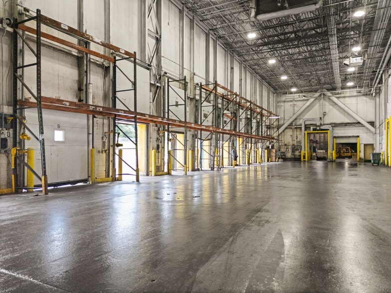 More Photos Of 1270 KY-192, London Refrigeration Cold Storage For Sale
