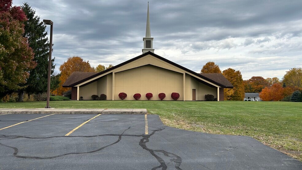 More Photos Of 1566 Middle rd, Oneida Religious Facility For Sale