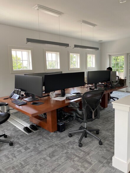 More Photos Of 11 Rector St, Sag Harbor Office Residential For Lease