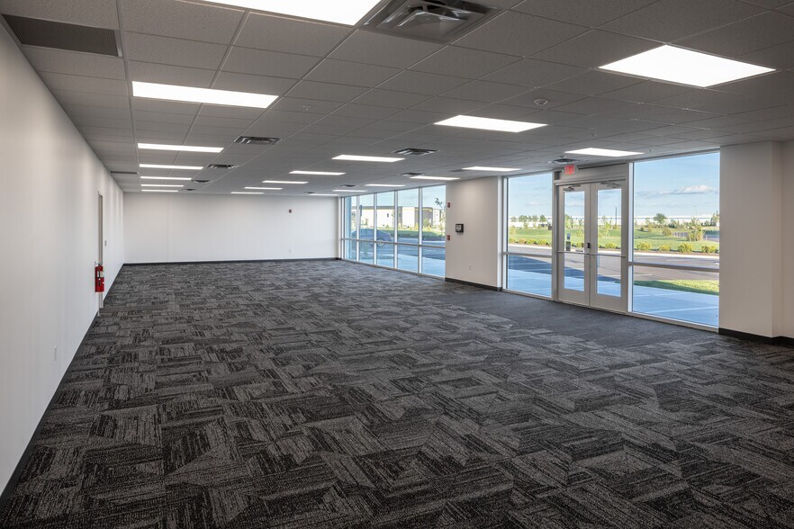 More Photos Of 1020 Innovation Way, Marysville Warehouse For Lease