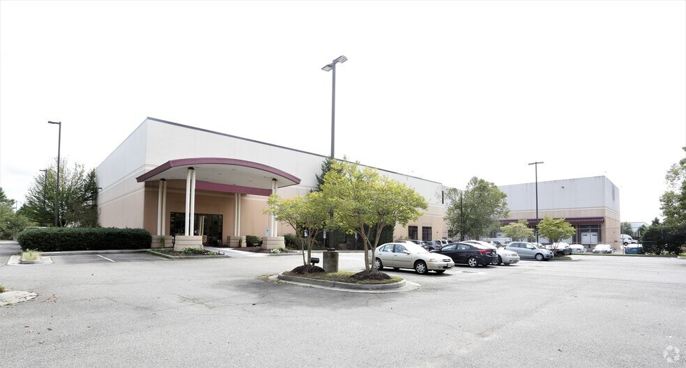 More Photos Of 5401 Eubank Rd, Richmond Distribution For Lease