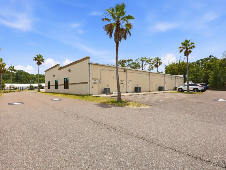 More Photos Of 4425 US Highway 1 S, Saint Augustine Light Distribution For Sale