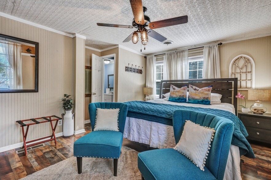 More Photos Of 24 Van Horne Ave, Tybee Island Hospitality For Sale