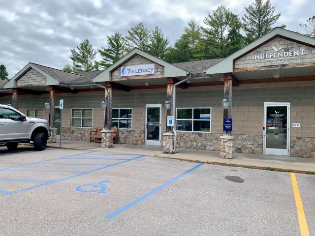 More Photos Of 93 W Fourth St, Suttons Bay Medical For Lease