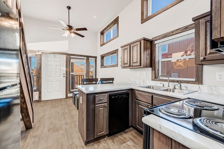 More Photos Of 315 River Ln, Kremmling Manufactured Housing Mobile Home Park For Sale