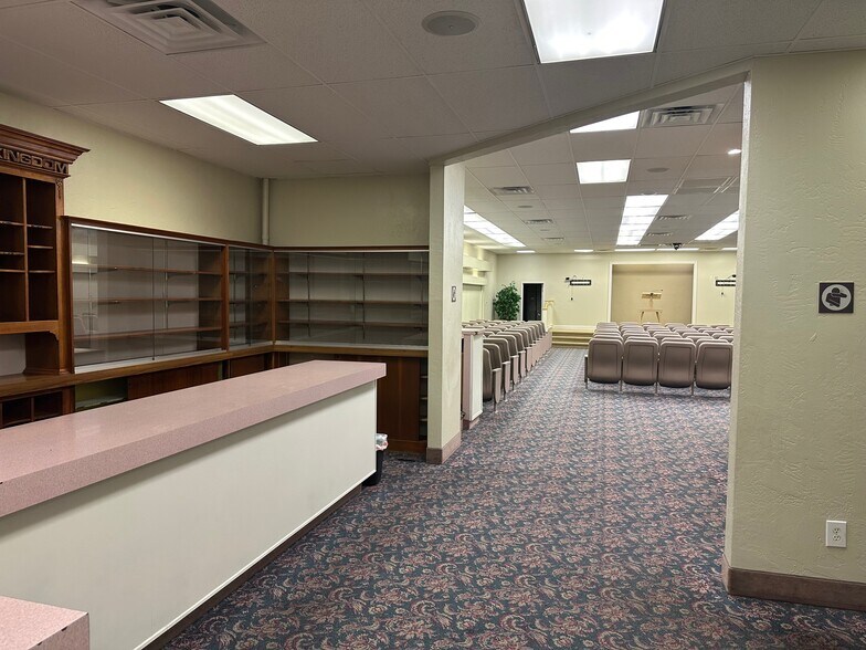 More Photos Of 5602 Rosemead Blvd, Temple City Office For Sale