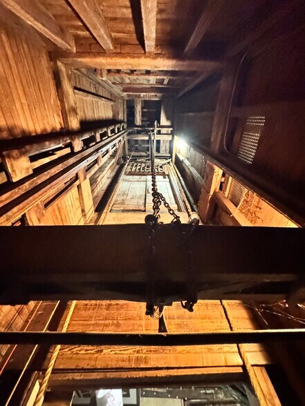 More Photos Of 12-16 S Main St, Jordan General Retail For Sale