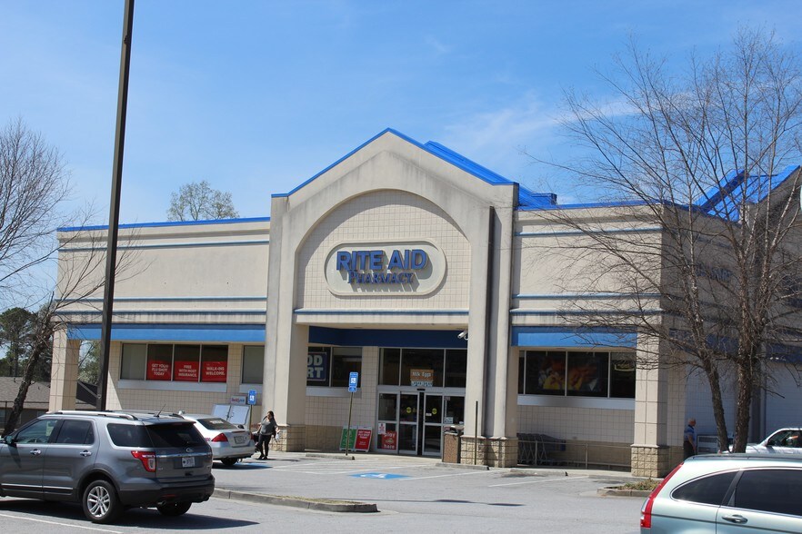 More Photos Of 4101 Five Forks Trickum Rd, Lilburn Drugstore For Lease