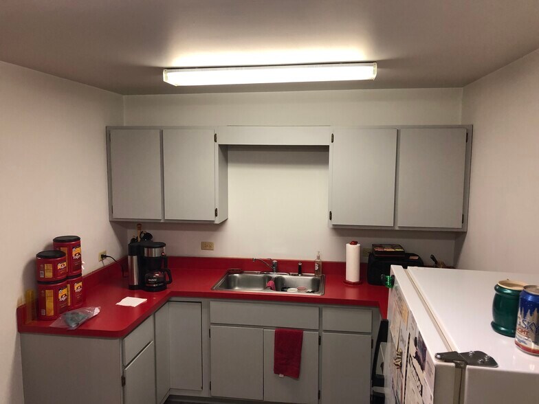 More Photos Of 95 S Dugan Rd, Sugar Grove Warehouse For Sale