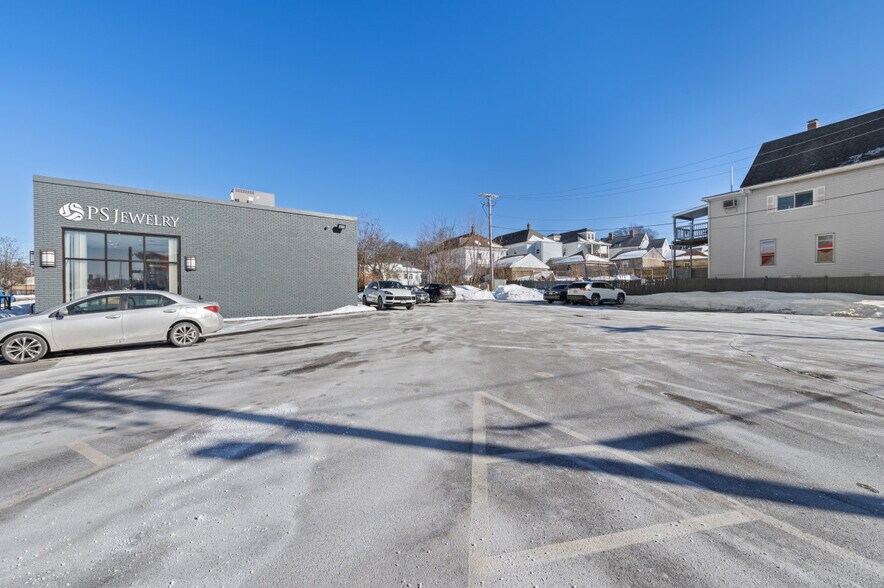 More Photos Of 471-481 Eastern Ave, Malden Storefront Retail Office For Lease