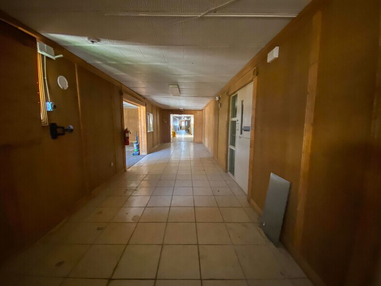 More Photos Of 3101 Armory Rd, Wichita Falls Flex For Sale