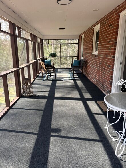 More Photos Of 500 Sharon Rd, King William Office Residential For Sale