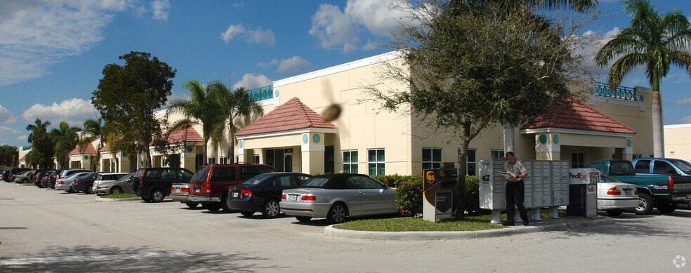 More Photos Of 11870 W State Road 84, Davie Unknown For Lease