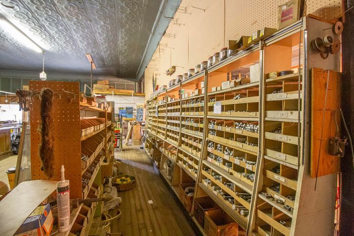 More Photos Of 155 W Main St, Aguilar Storefront Retail Office For Sale