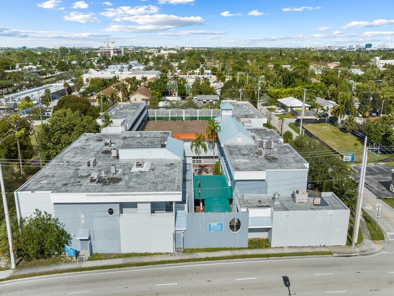 More Photos Of 1299 E Oakland Park Blvd, Oakland Park Office For Sale