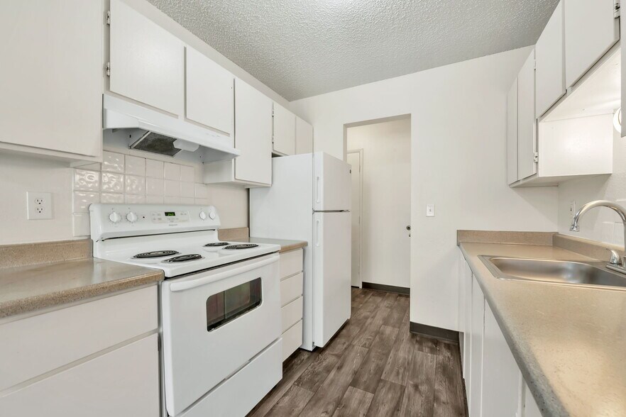 More Photos Of 17014-17062 NE Halsey St, Portland Apartments For Sale