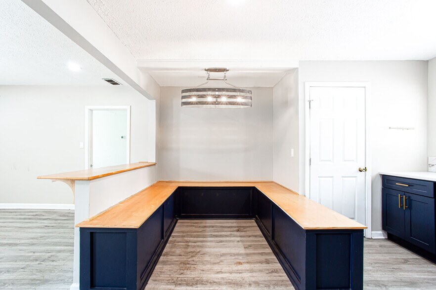More Photos Of 2758 Five Forks Trickum Rd, Lawrenceville Office For Sale