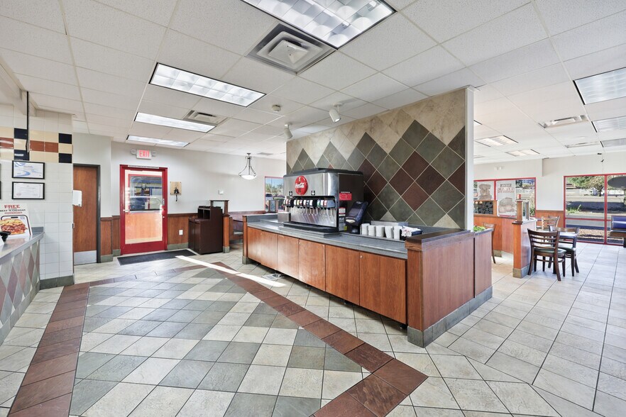 More Photos Of 310 S Boulder Hwy, Henderson Fast Food For Lease