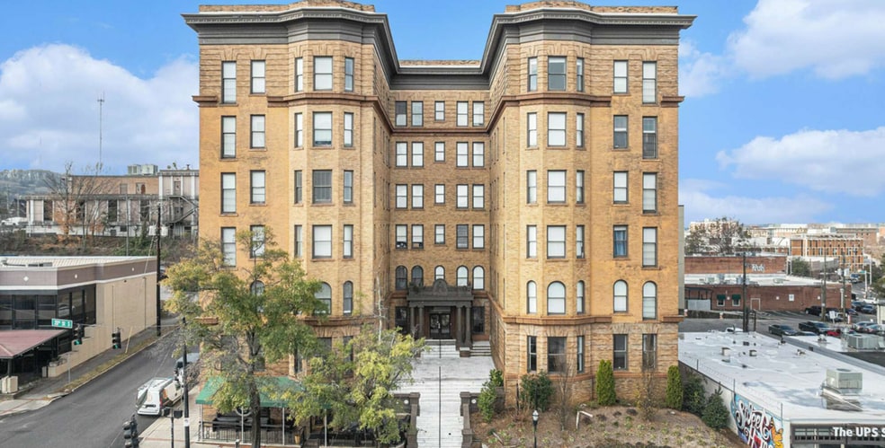 Primary Photo Of 1124 20th St S, Birmingham Apartments For Sale