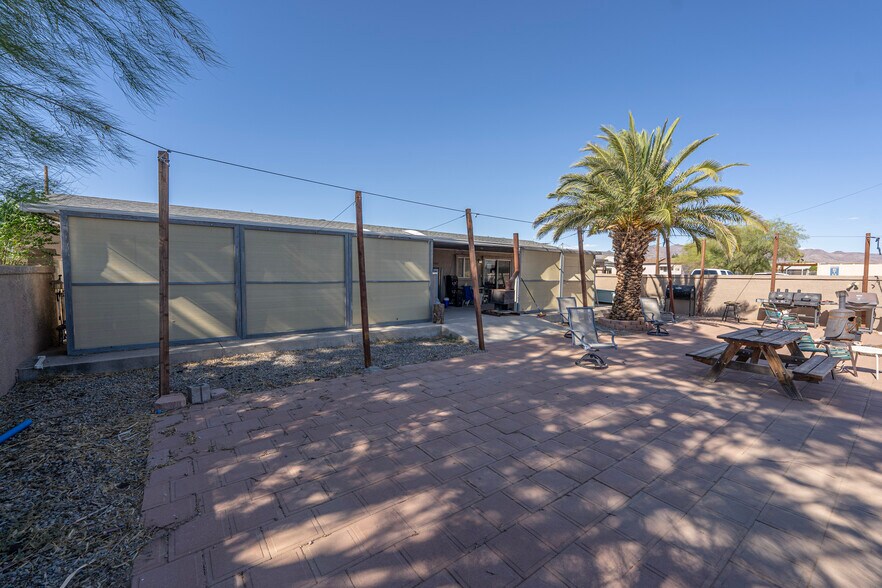 More Photos Of 5221 Hwy 68, Golden Valley Flex For Sale