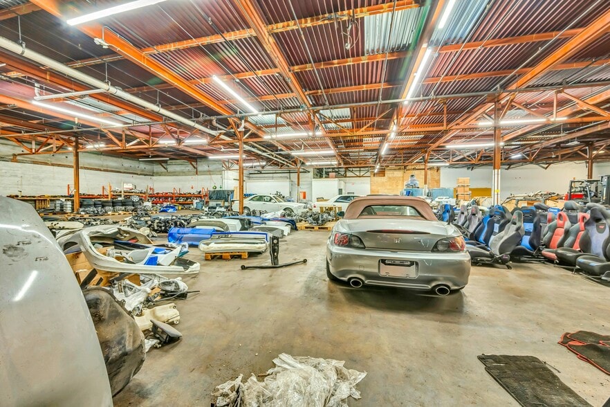 More Photos Of 263-275 Park Ave, East Hartford Warehouse For Lease