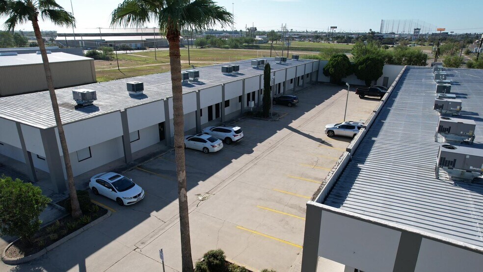 More Photos Of 1313 W Polk Ave, Pharr Office For Sale