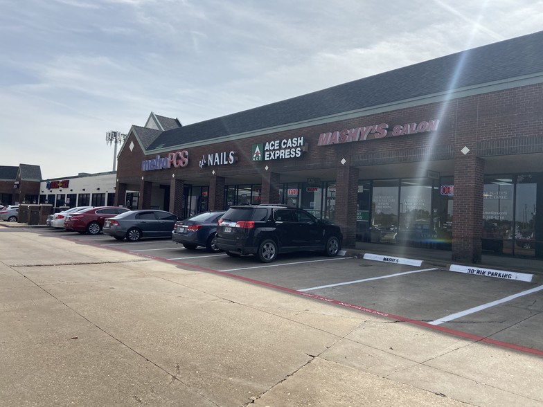 Primary Photo Of 18110 Midway Rd, Dallas Unknown For Lease