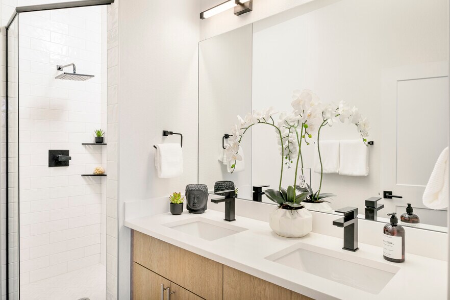 More Photos Of , Denver Multifamily For Sale