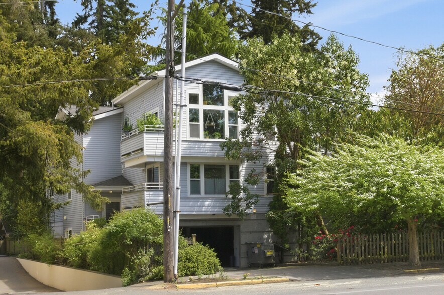 More Photos Of 13310 Greenwood Ave N, Seattle Apartments For Sale