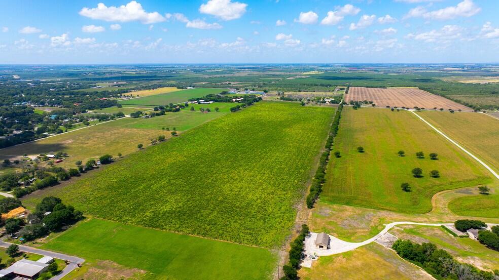 More Photos Of 7201 FM725, McQueeney Land For Sale