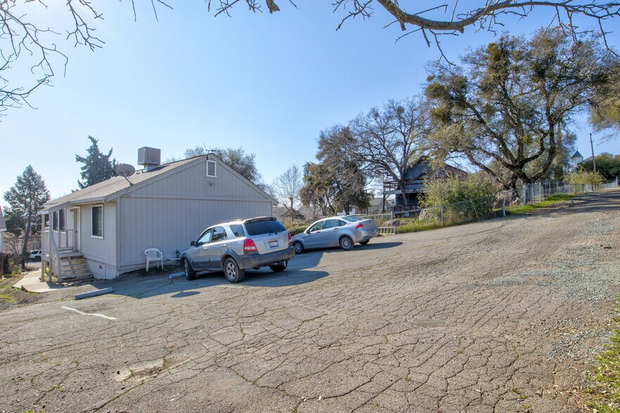 More Photos Of 9363 Landrum St, Plymouth Apartments For Sale