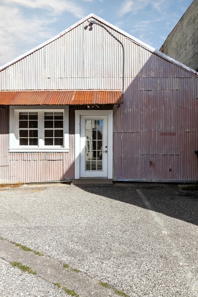 More Photos Of 107 W Main St, Grass Valley Storefront Retail Office For Sale