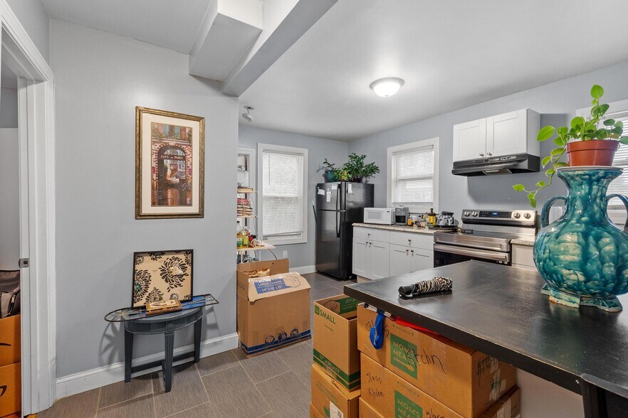 More Photos Of 22 Goddard St, Southbridge Apartments For Sale