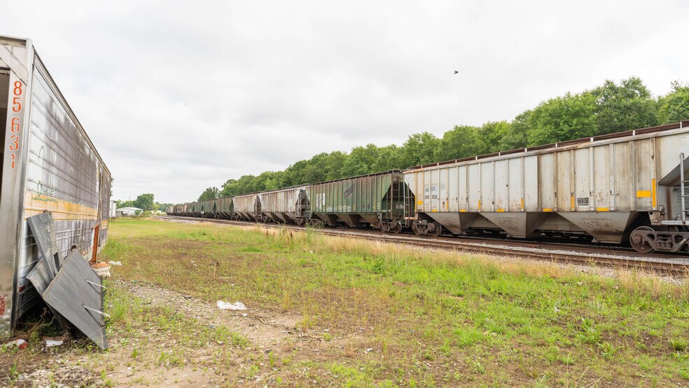 More Photos Of 565 Thomas St, Camilla Industrial For Sale