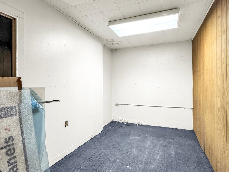 More Photos Of 920 S Atlantic Blvd, Los Angeles Office For Sale