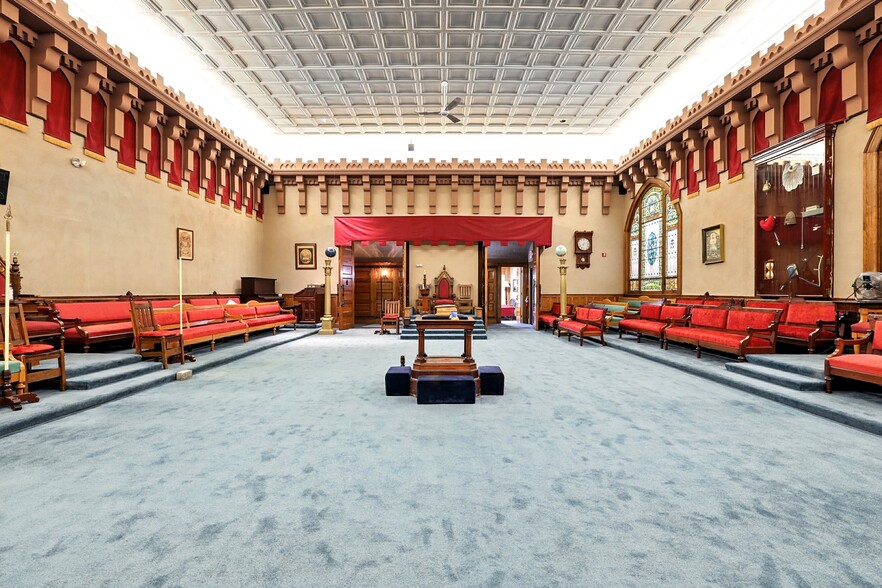 More Photos Of 58 S Main St, Franklin Religious Facility For Sale