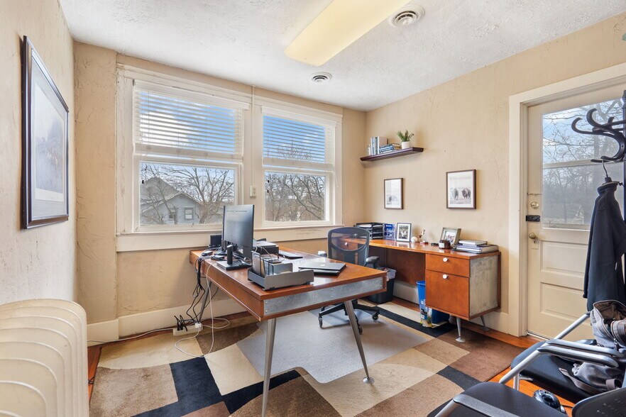 More Photos Of 1201 E Walnut St, Springfield Loft Creative Space For Sale