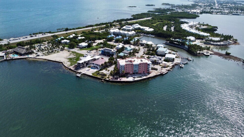 More Photos Of 1 Kyle Way S, Marathon Apartments For Sale