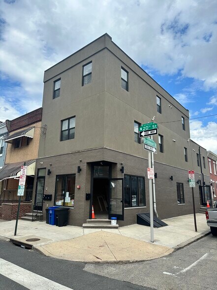 More Photos Of 1439 S 20th St, Philadelphia Apartments For Lease