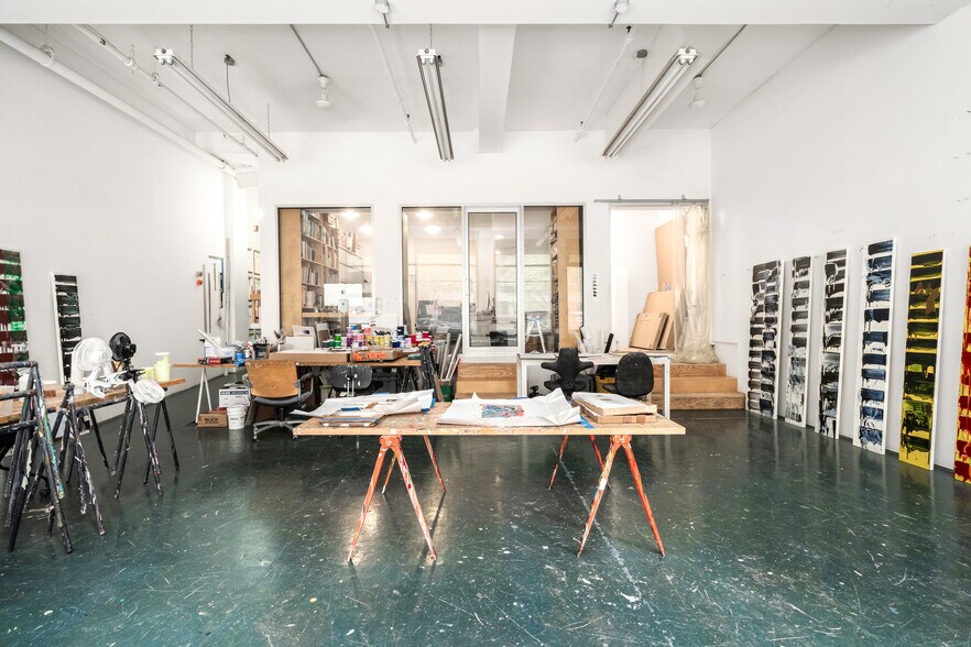 More Photos Of 490-506 Greenwich St, New York Apartments For Sale
