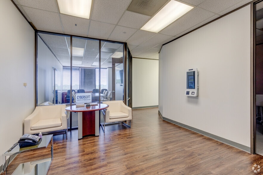 More Photos Of 1500 S Dairy Ashford Rd, Houston Medical For Lease